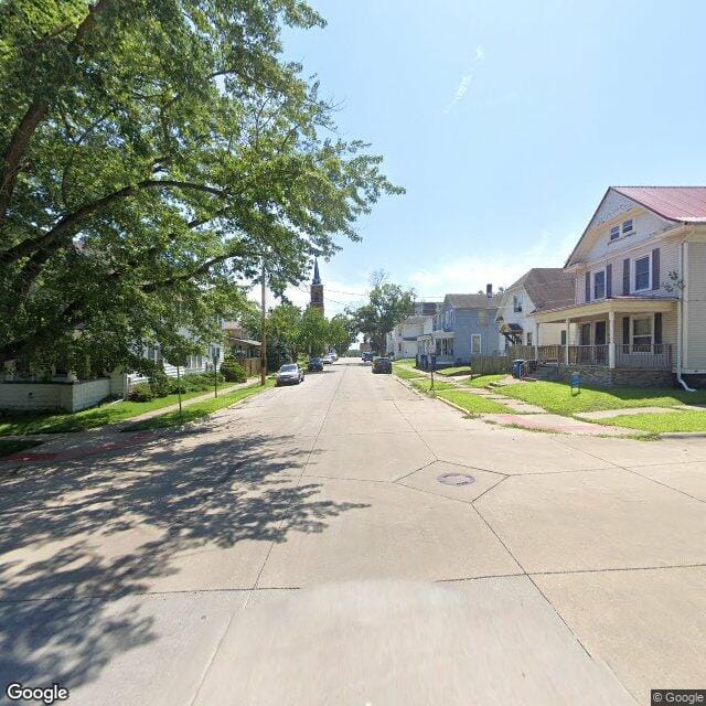 Photo of SYCAMORE APTS at 2416 PARK AVE MUSCATINE, IA 52761
