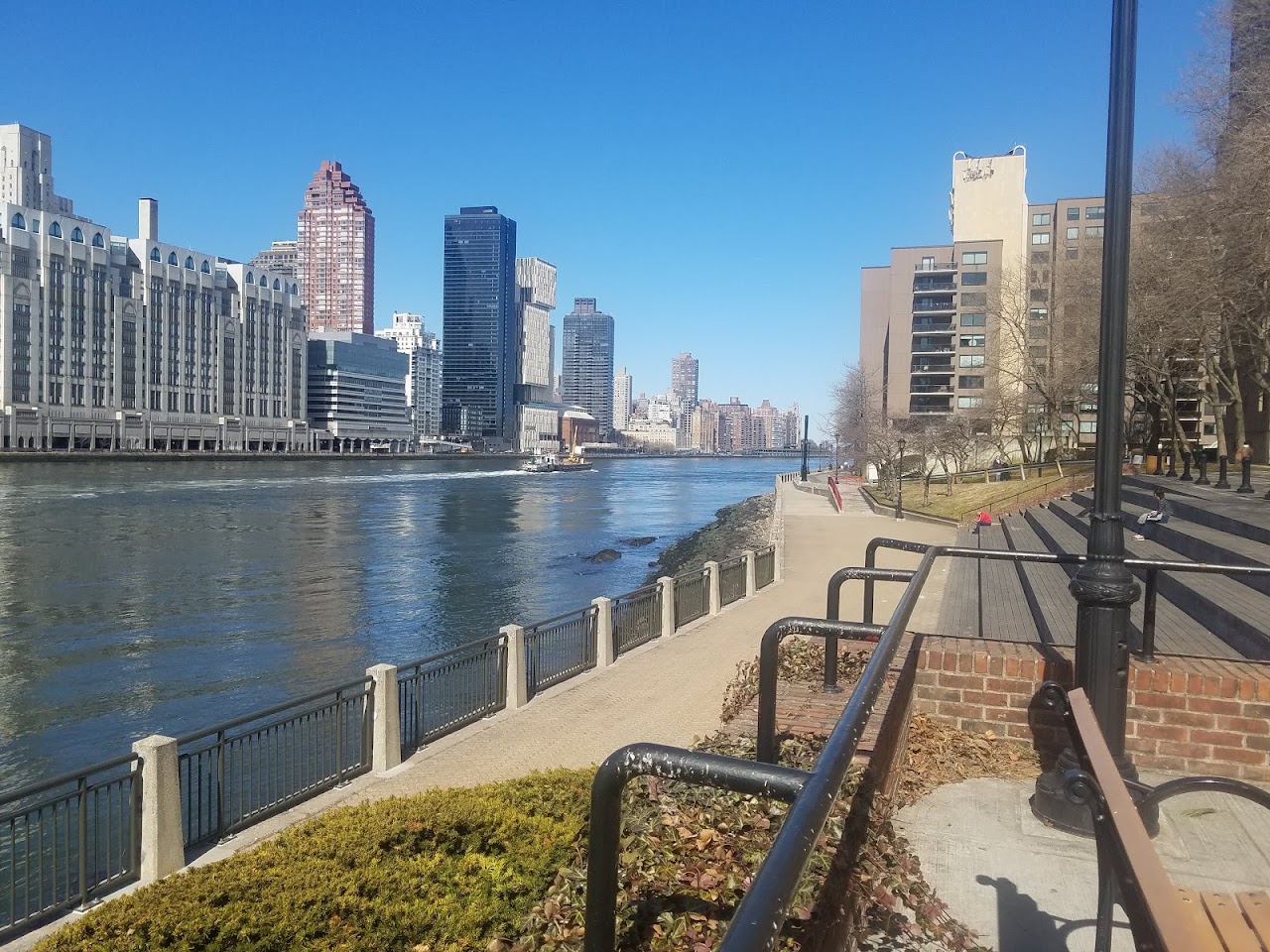 Photo of RIVERWALK PARK. Affordable housing located at 460 MAIN STREET NEW YORK, NY 10044