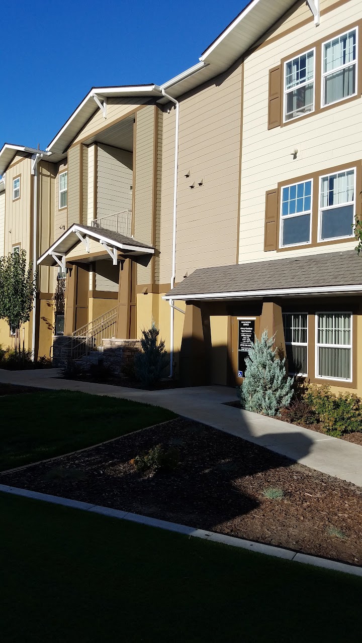 Photo of AVERY GARDENS. Affordable housing located at 7015 ELK GROVE BLVD. ELK GROVE, CA 95758