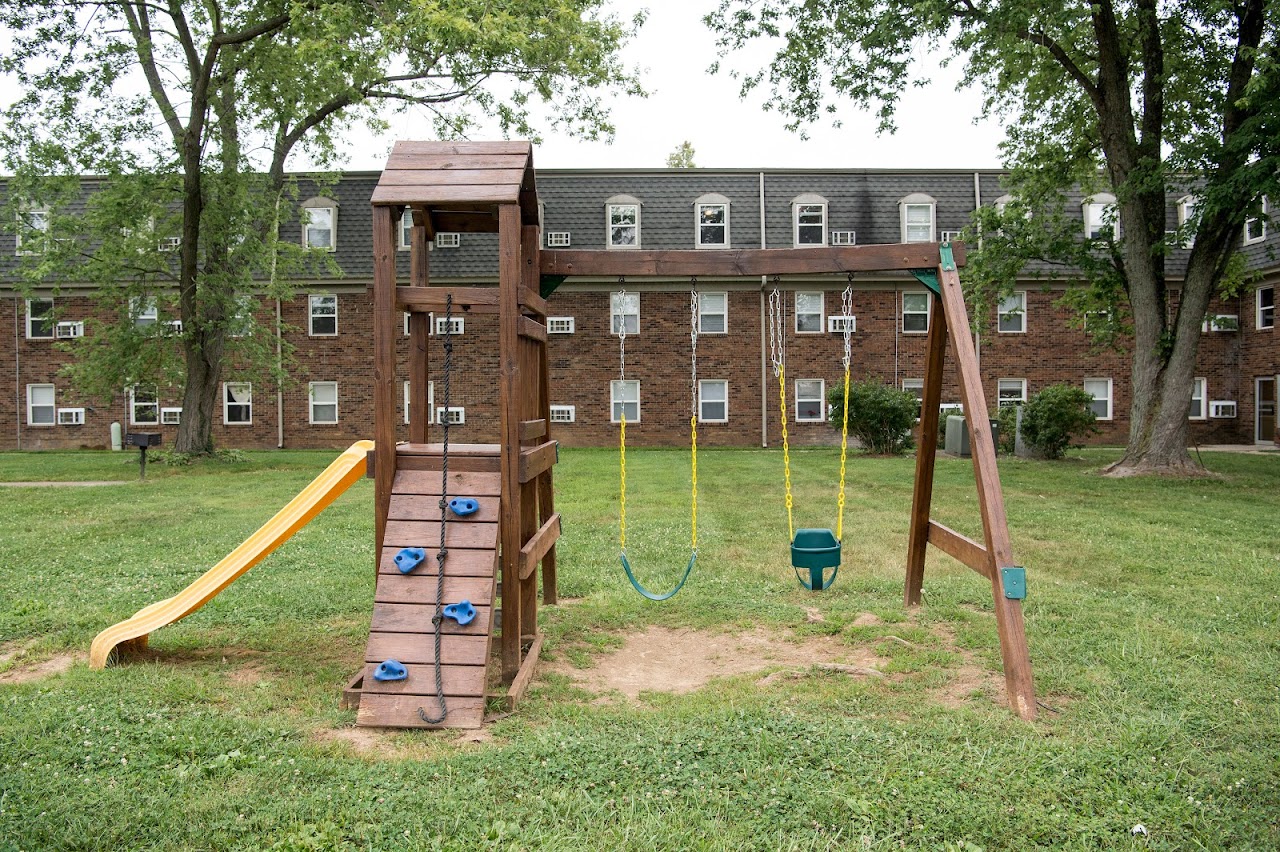 Photo of WALNUT GROVE APTS. Affordable housing located at 3100 S WALNUT ST PIKE BLOOMINGTON, IN 47401