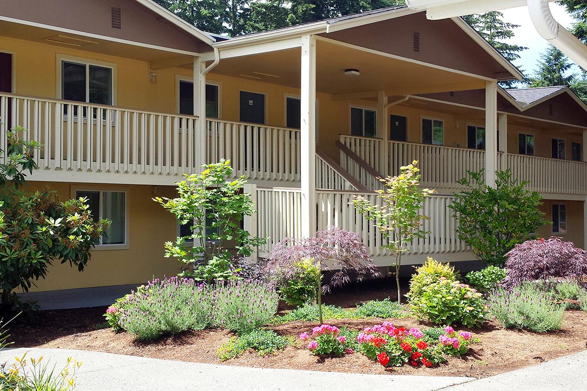Photo of SOMERSET GARDENS WEST. Affordable housing located at 14500 NE 29TH PLACE BELLEVUE, WA 98007