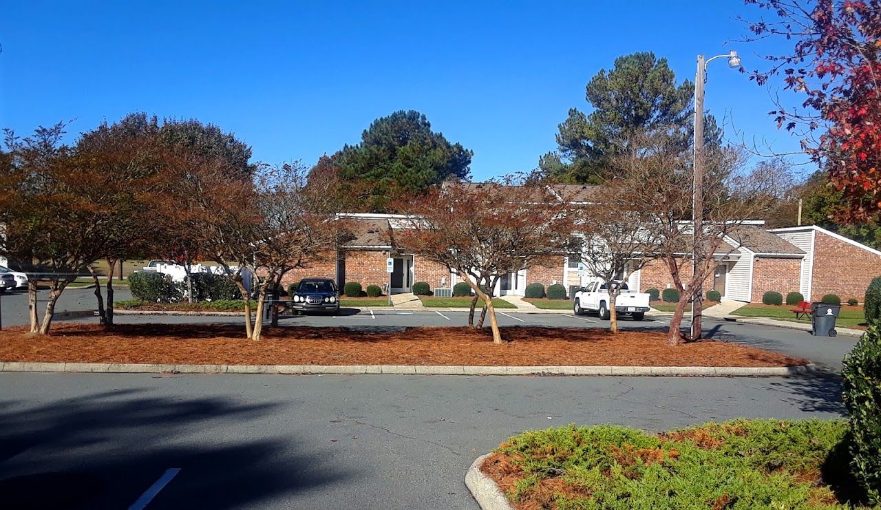 Photo of FOUR OAKS APARTMENTS. Affordable housing located at 105 KEEN ROAD FOUR OAKS, NC 27524
