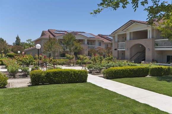 Photo of SORRENTO VILLAS. Affordable housing located at 415 COUNTRY CLUB DR SIMI VALLEY, CA 93065