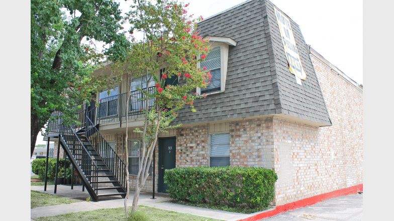 Photo of PARQUE DE ORO APTS. Affordable housing located at 3019 FREDERICKSBURG RD SAN ANTONIO, TX 78201