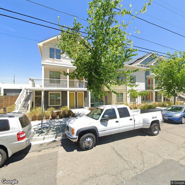 Photo of EVERETT COMMONS. Affordable housing located at 2437 EAGLE AVENUE ALAMEDA, CA 94501