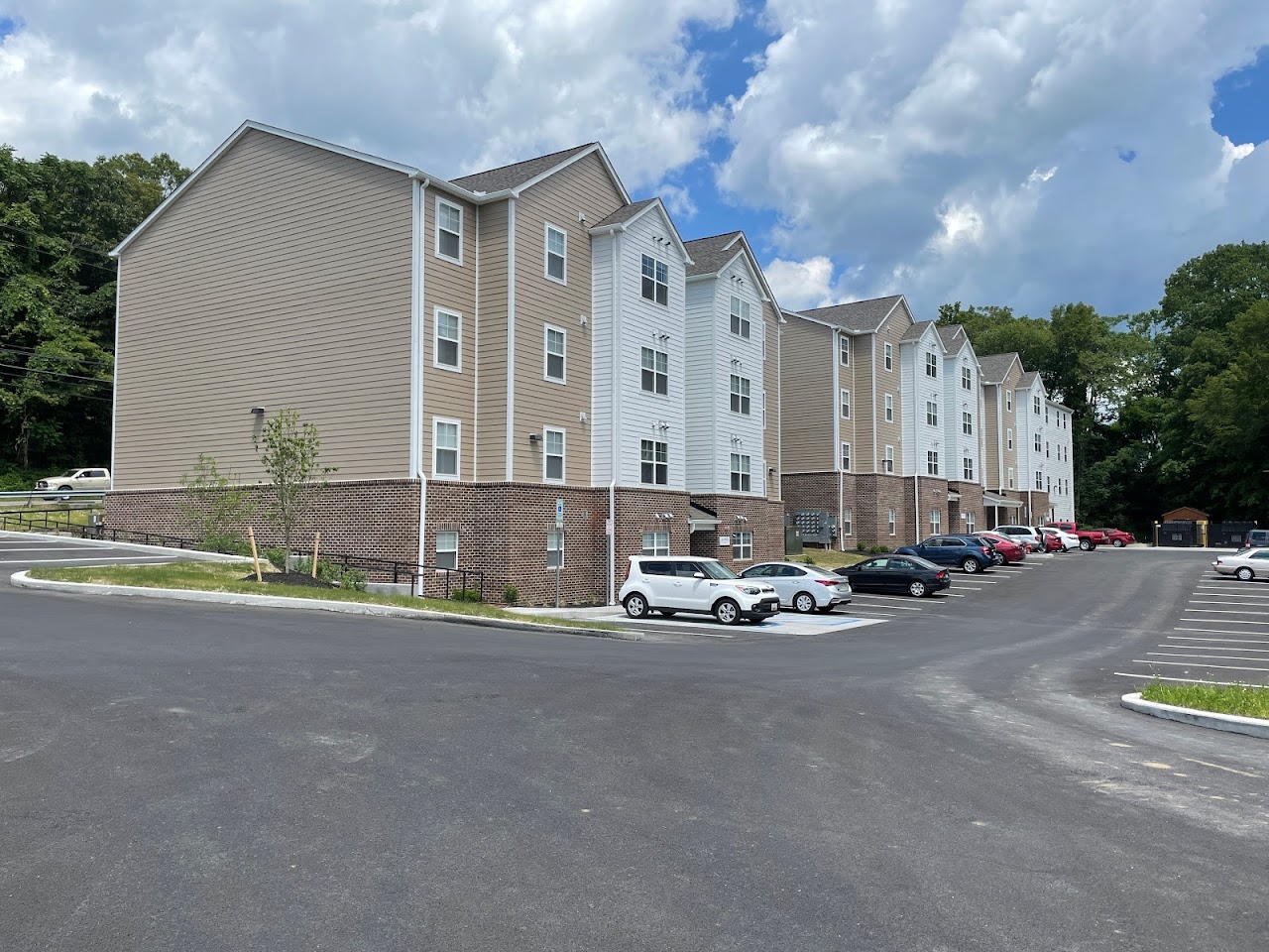 Photo of MAGNOLIA GREENE. Affordable housing located at 13000 WINCHESTER PIKE LAVALE, MD 21502