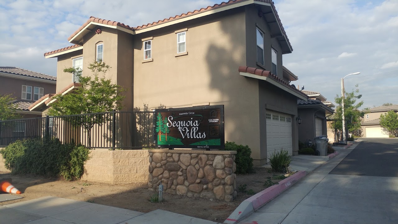 Photo of SEQUOIA VILLAS. Affordable housing located at 269 ALAMEDA CIR LINDSAY, CA 93247