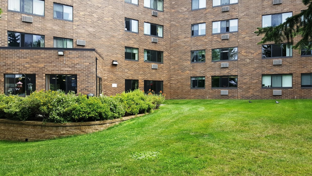 Photo of LARSON COMMONS. Affordable housing located at 810 CLOQUET AVE CLOQUET, MN 55720