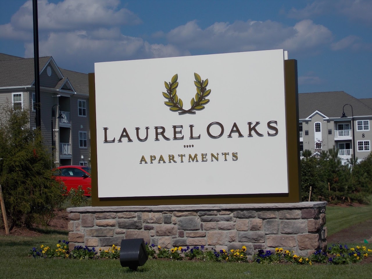 Photo of LAUREL OAKS FAMILY APARTMENTS II at 465 N MAIN ST BARNEGAT, NJ 08005