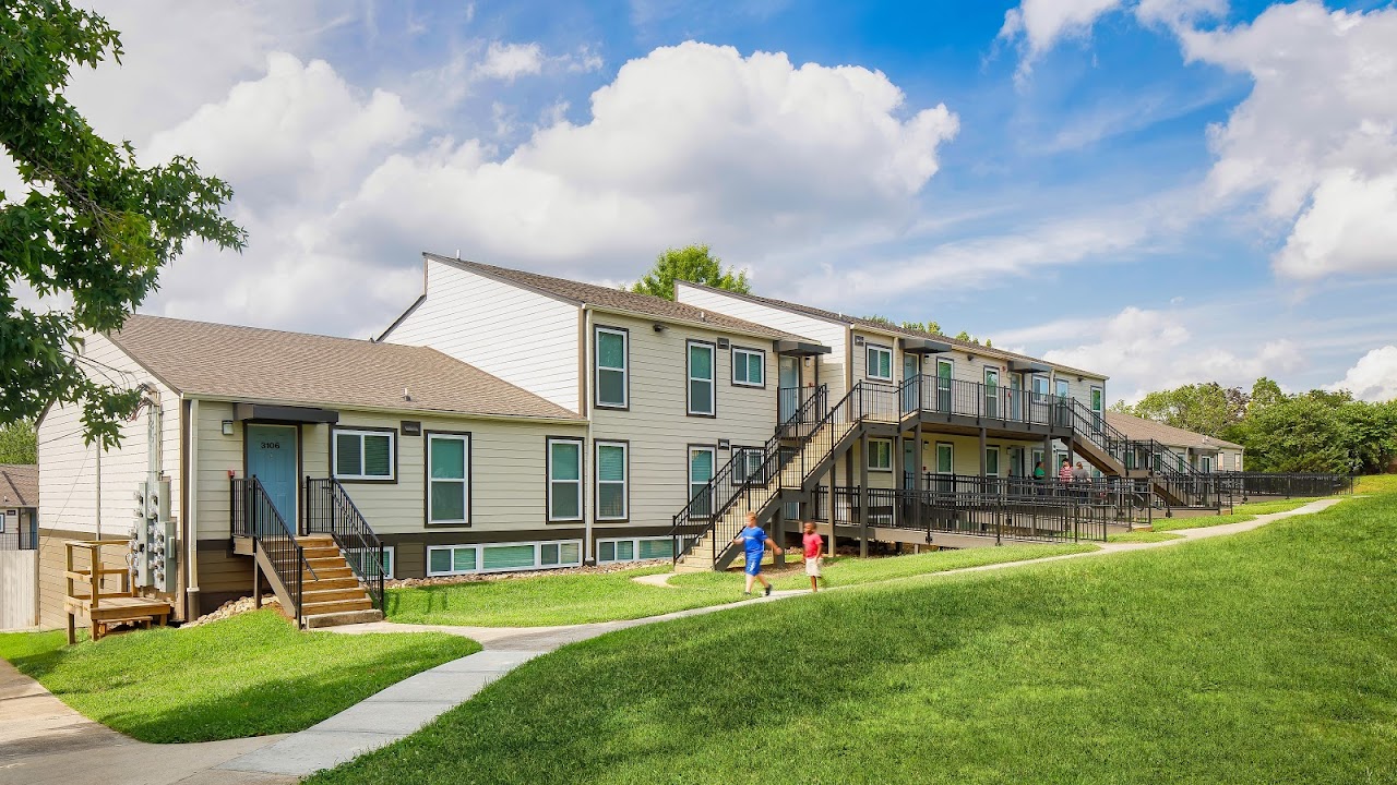 Photo of CLEAR SPRINGS. Affordable housing located at 1716 MERCHANTS DRIVE KNOXVILLE, TN 37912