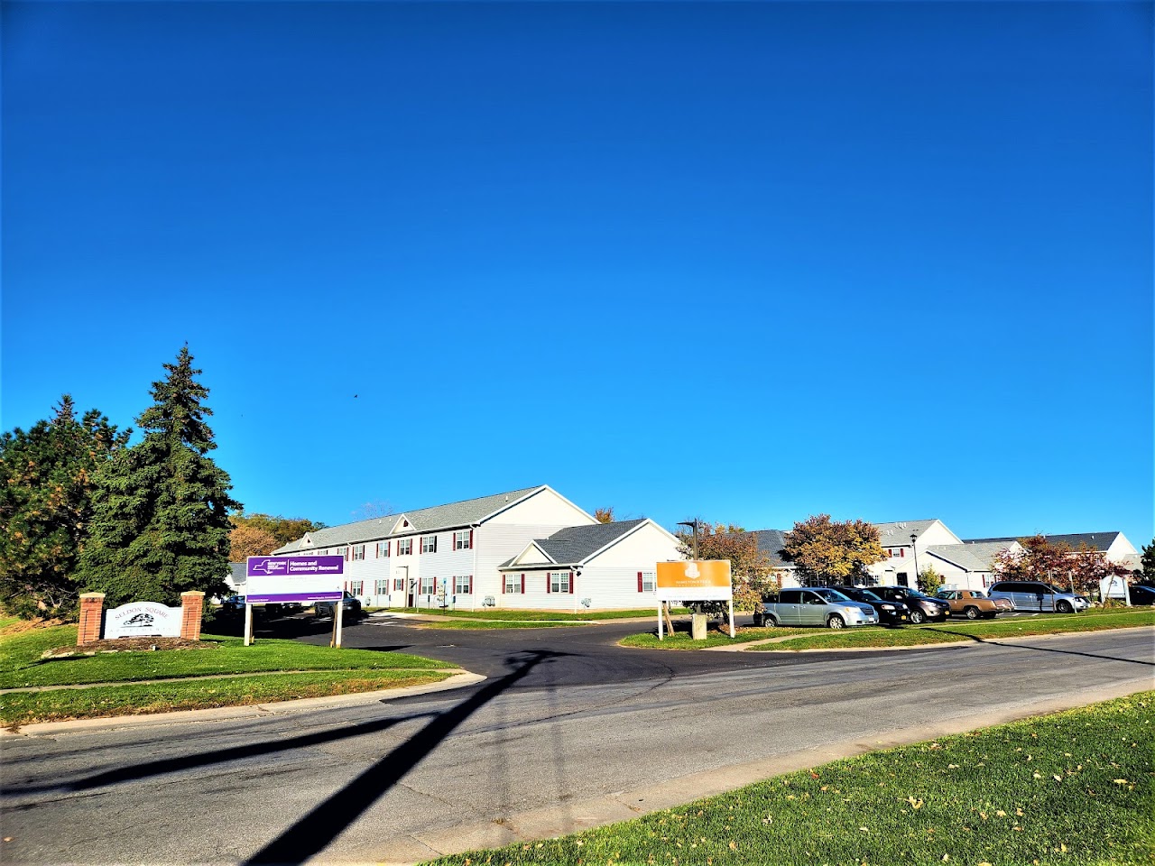 Photo of SELDON SQUARE. Affordable housing located at 99 SUNSET CTR LN BROCKPORT, NY 14420