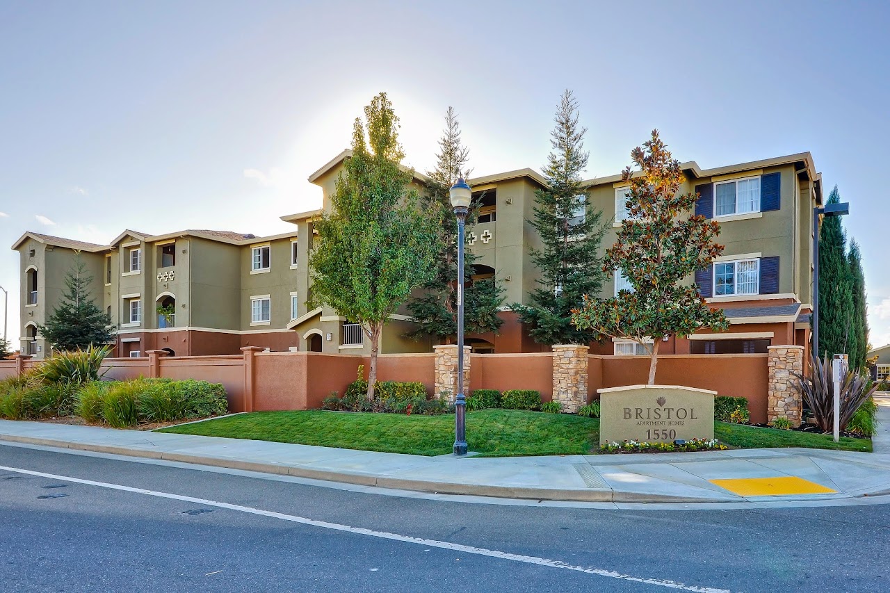 Photo of BRISTOL APTS. Affordable housing located at 1550 VALLEY GLEN DR DIXON, CA 95620