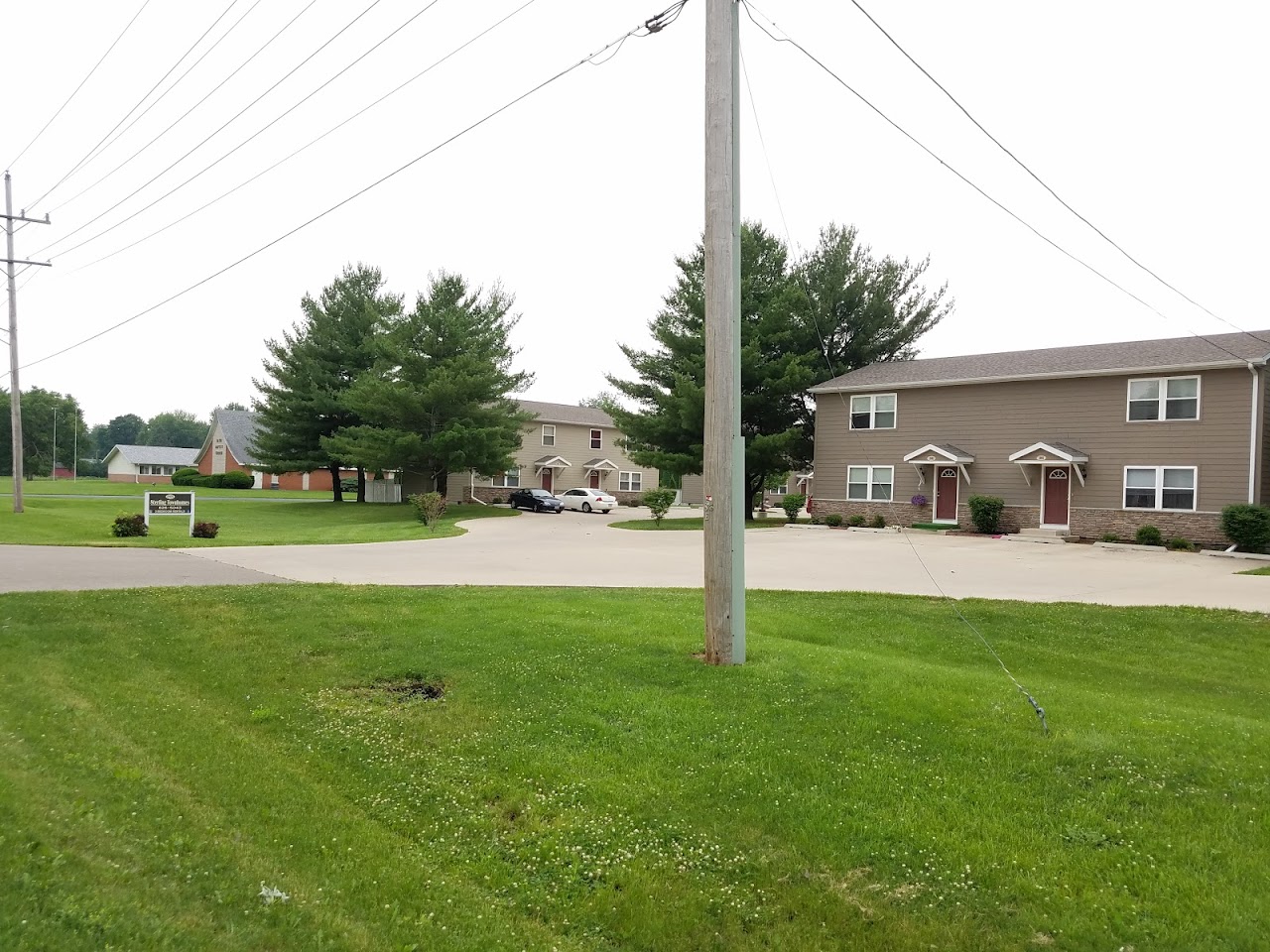 Photo of DD DEVELOPMENT OF STERLING I. Affordable housing located at 2105 FREEPORT RD STERLING, IL 61081