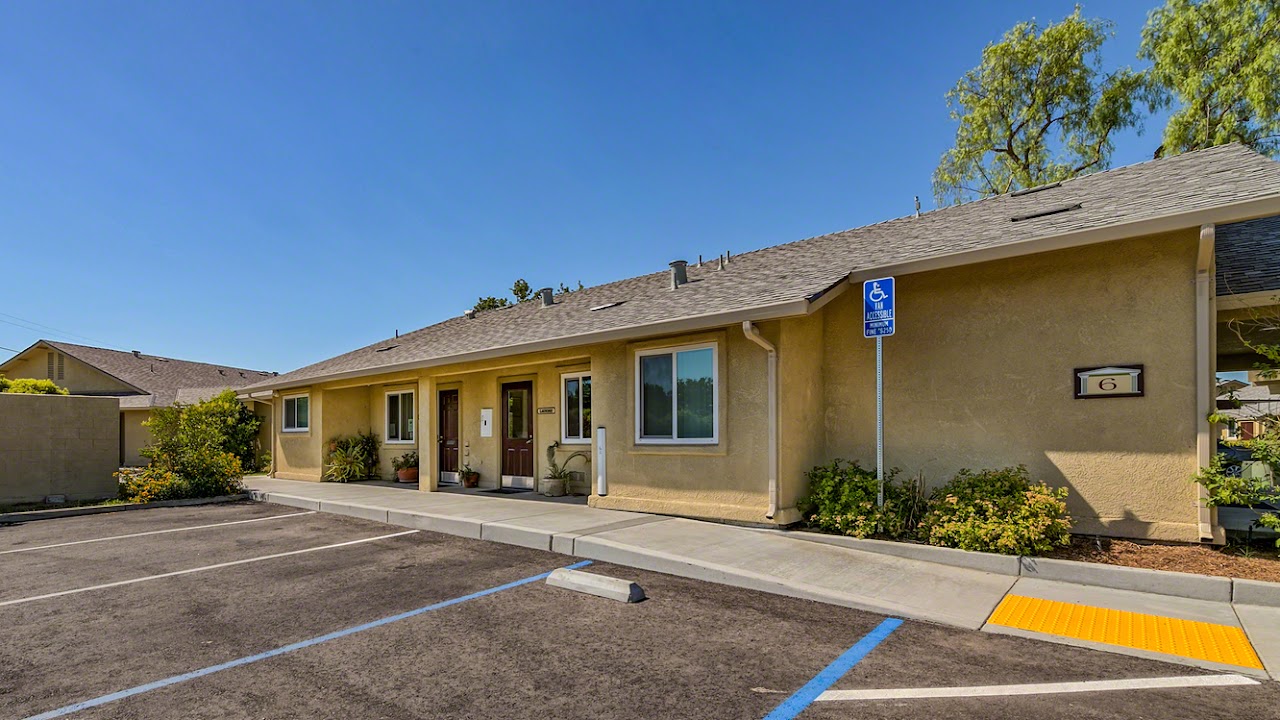 Photo of PARLIER GARDEN APARTMENTS. Affordable housing located at 1105 TULARE STREET PARLIER, CA 93648