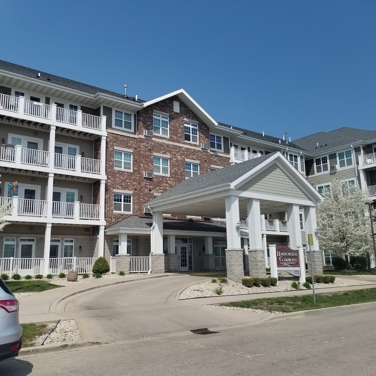 Photo of HARBORSIDE COMMONS. Affordable housing located at 716 51ST PLACE KENOSHA, WI 53140