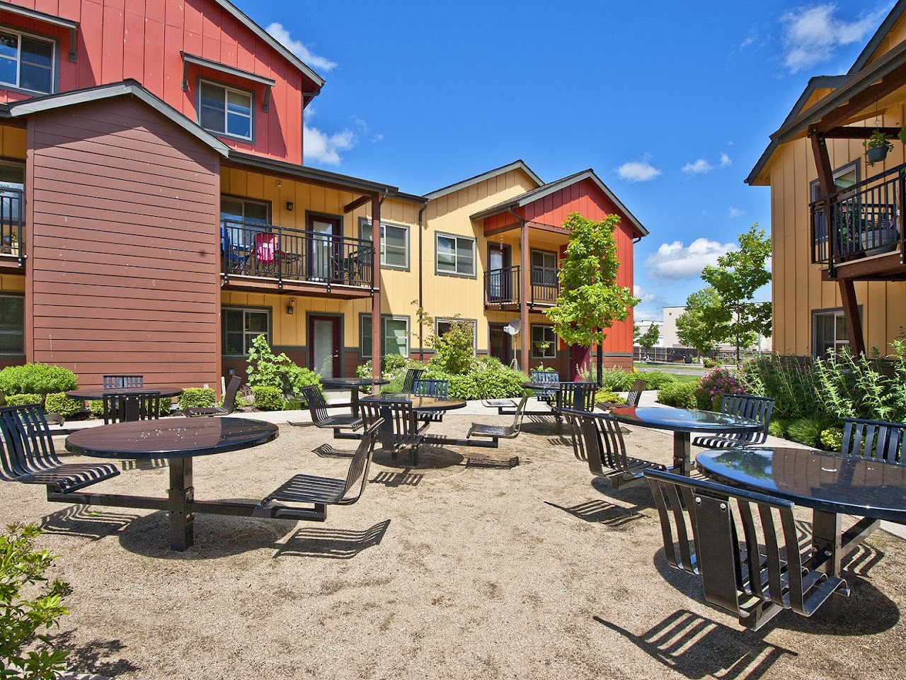 Photo of PRAIRIE VIEW. Affordable housing located at 584 N DANEBO AVE EUGENE, OR 97402