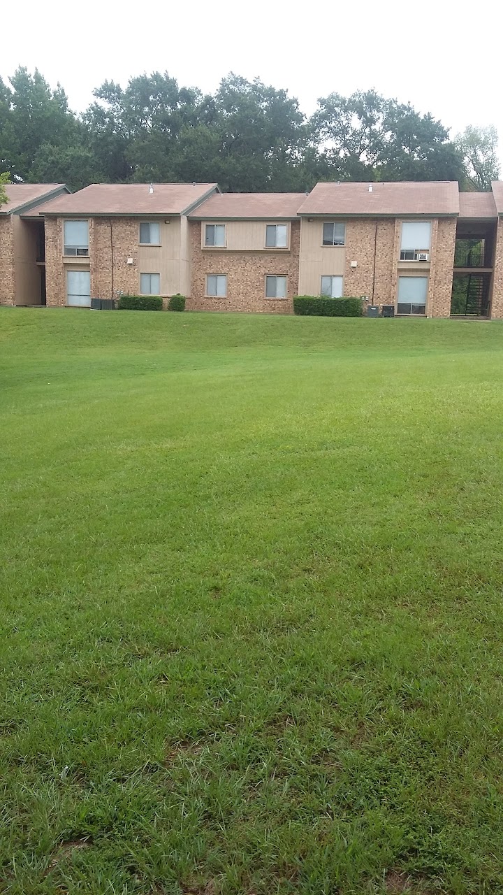 Photo of LIBERTY ARMS. Affordable housing located at 2601 N. BROADWAY TYLER, TX 75702