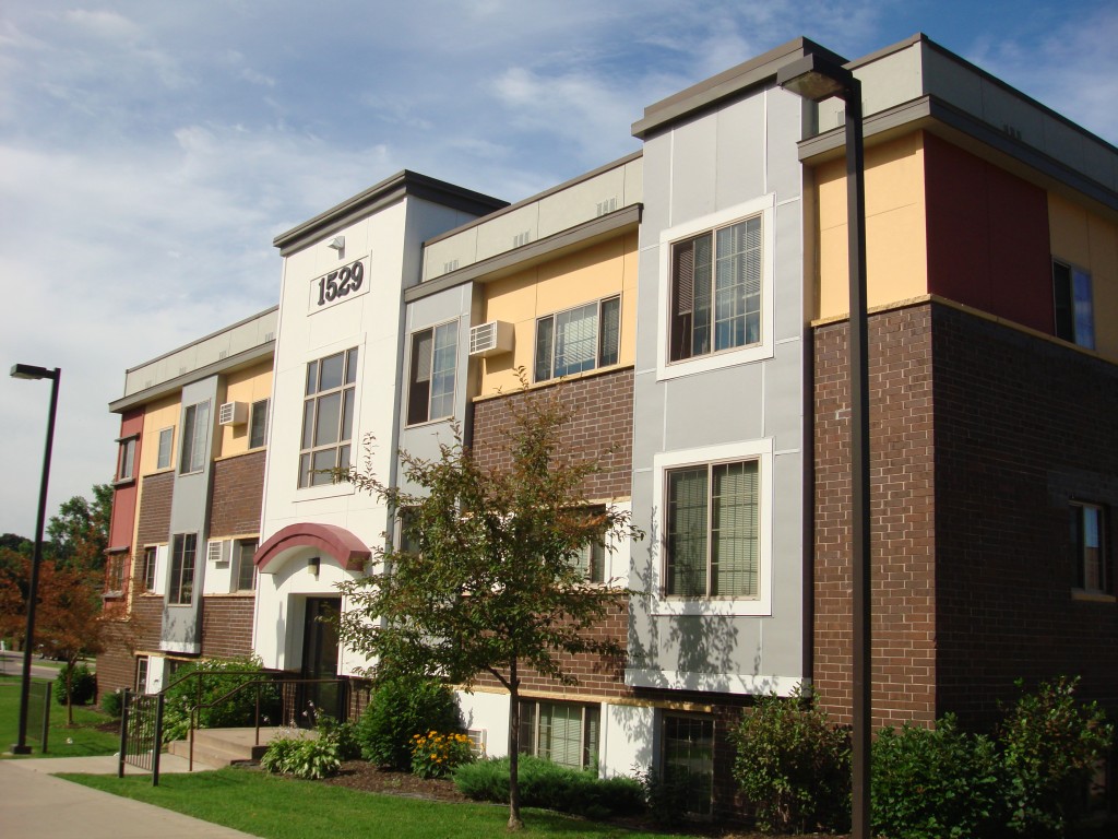 Photo of AMES GREEN. Affordable housing located at 1144 BARCLAY STREET SAINT PAUL, MN 55106