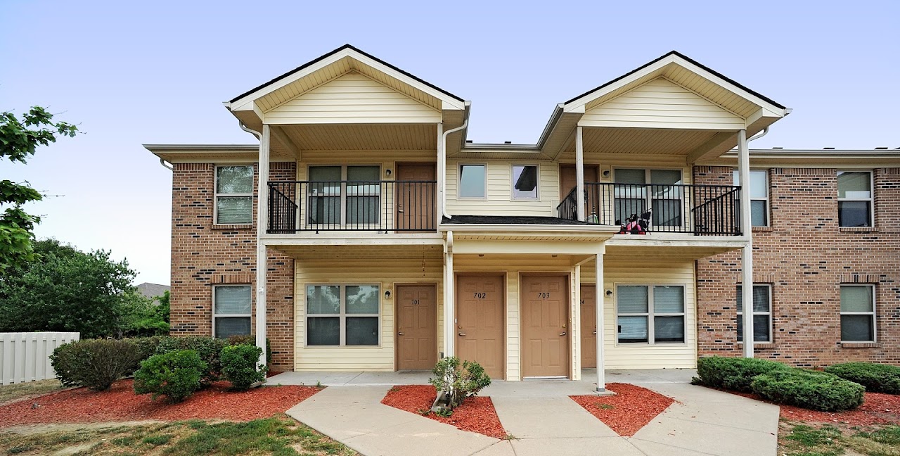 Photo of SPRINGVIEW APTS PHASE I at 4166 BELL RD NEWBURGH, IN 47630