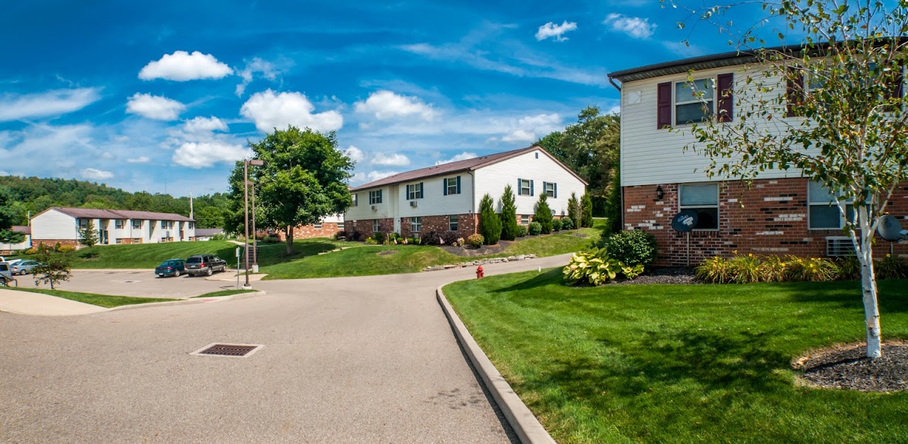 Photo of GLENWOOD APTS PHASES I & II at 101 LAKEVIEW DR MILLERSBURG, OH 44654