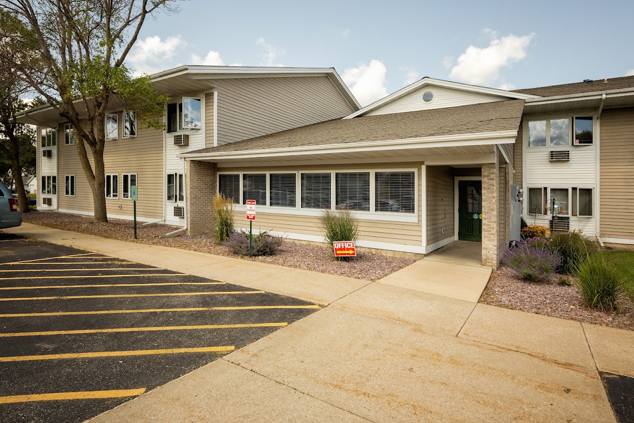 Photo of PARKVIEW APTS at 112 GILLETTE ST PARDEEVILLE, WI 53954