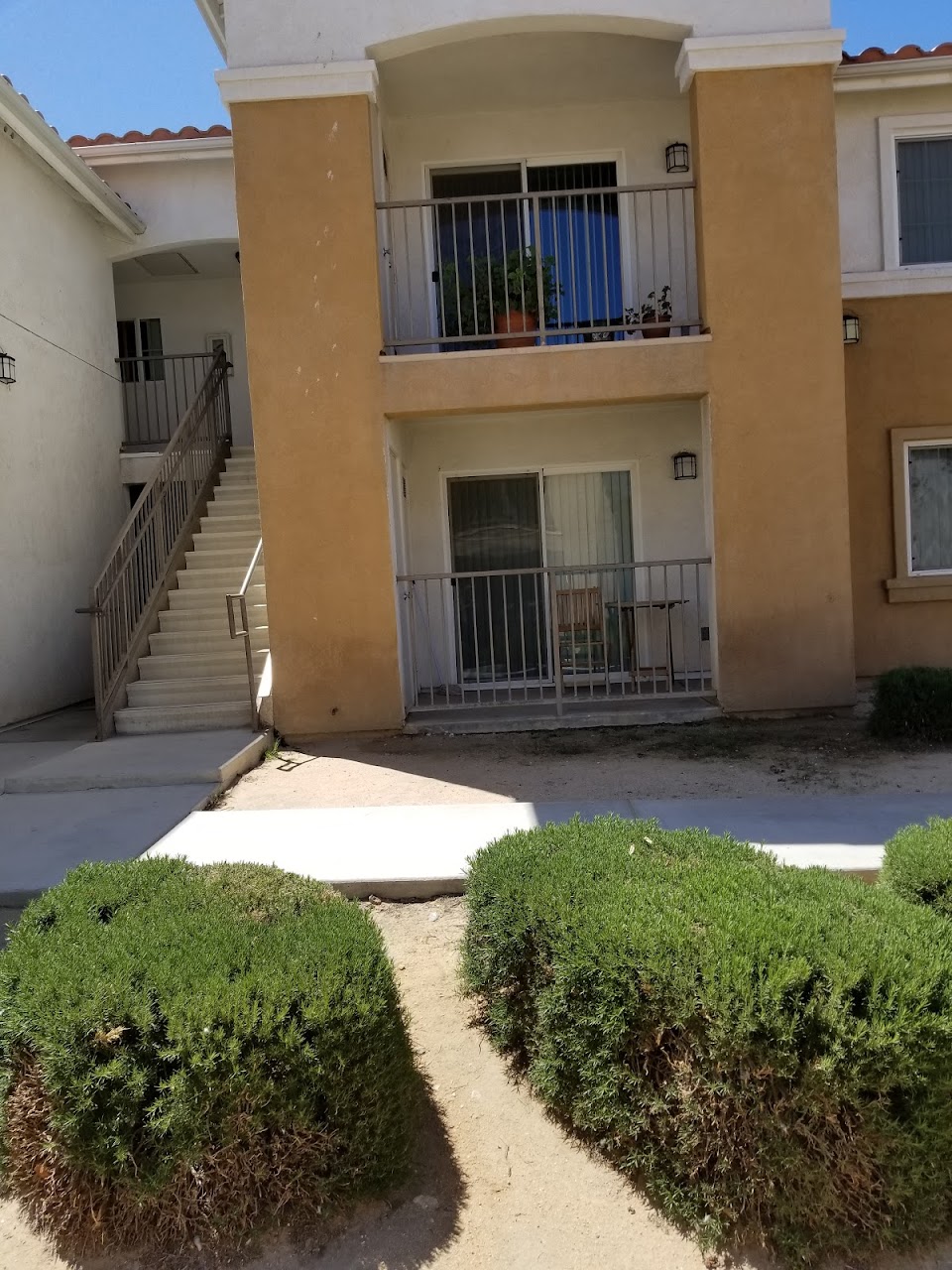 Photo of CASA BELLA APTS 1B. Affordable housing located at 16980 NISQUALLI RD VICTORVILLE, CA 92395