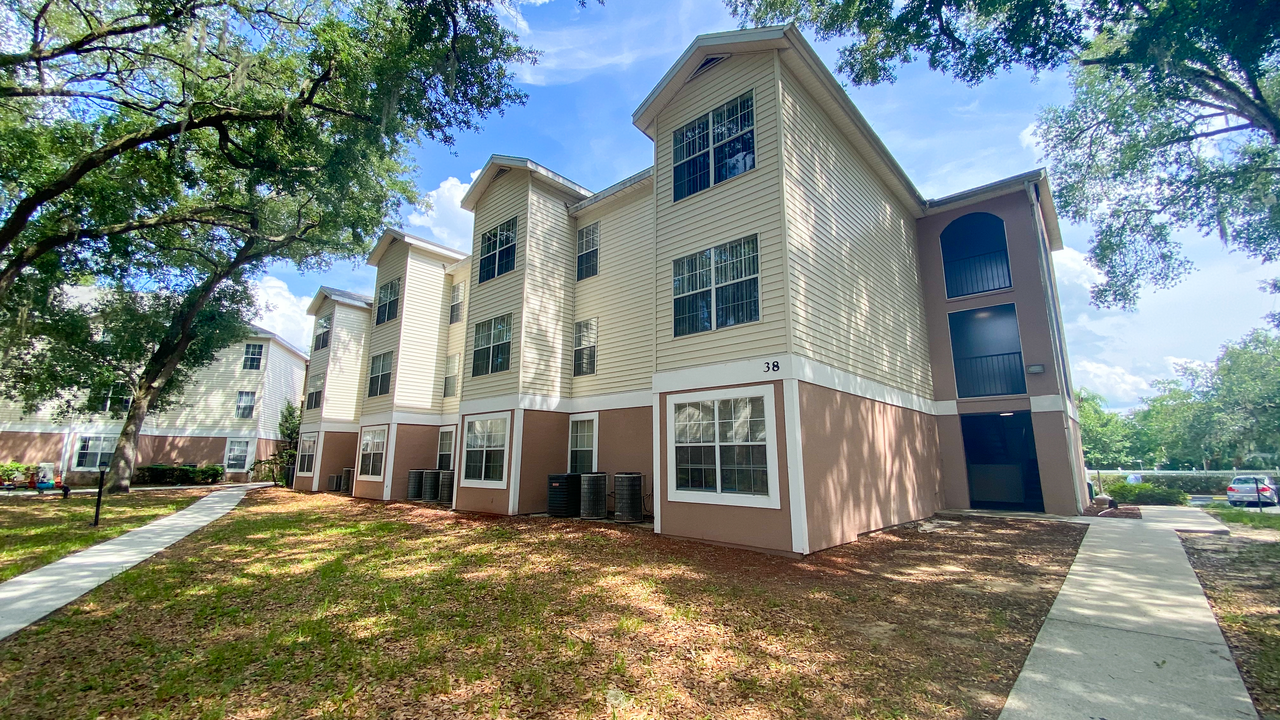 Photo of PARK AVENUE VILLAS. Affordable housing located at 48 S PARK AVE WINTER GARDEN, FL 34787