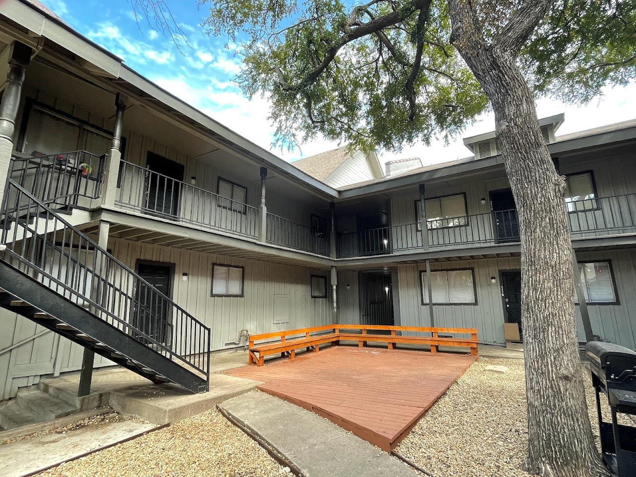 Photo of MANOR ON THE PARK. Affordable housing located at 3122 PARK LN DALLAS, TX 75220