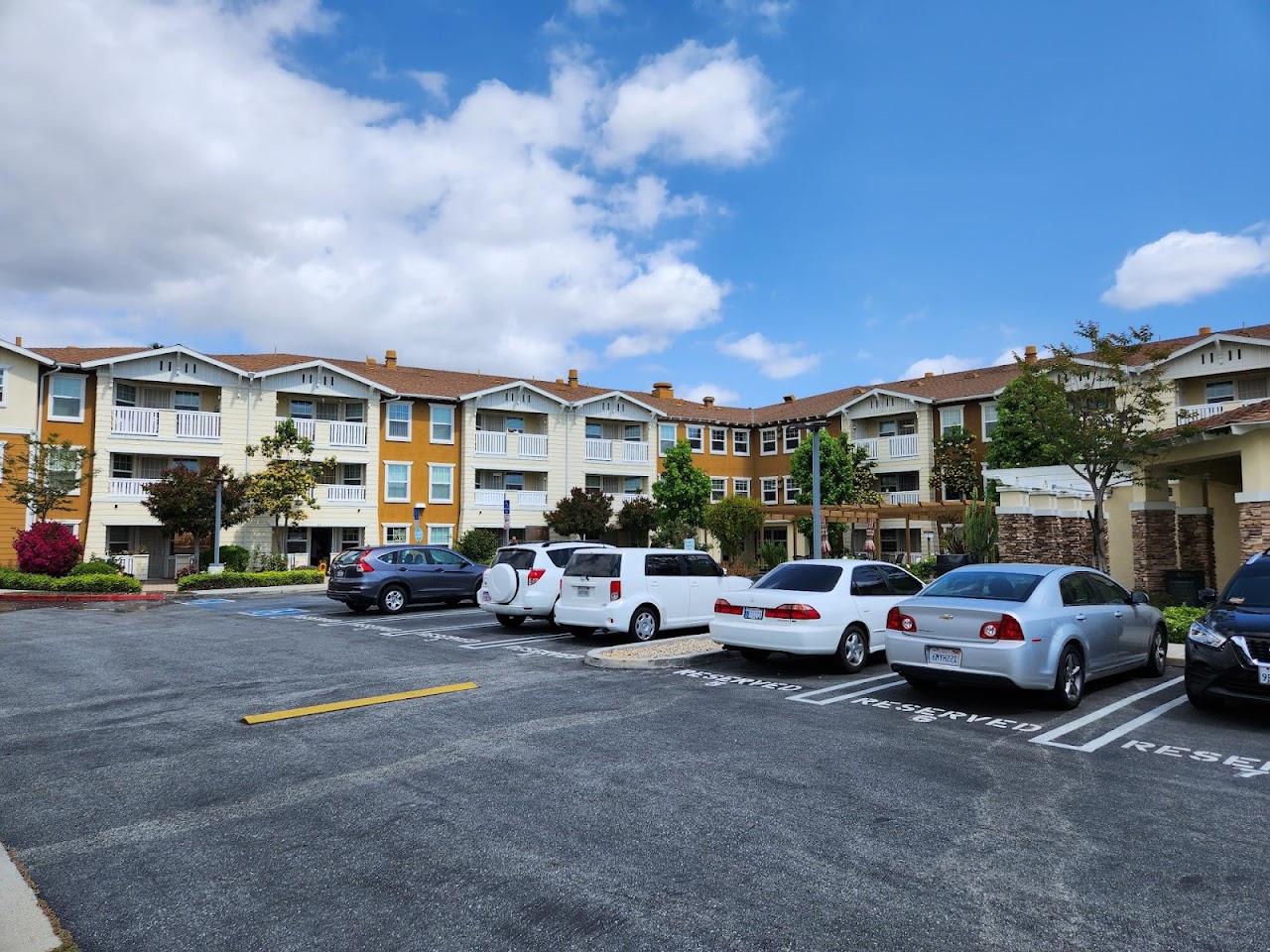 Photo of TYROL PLAZA SENIOR APTS. Affordable housing located at 891 S STATE COLLEGE BLVD ANAHEIM, CA 92806