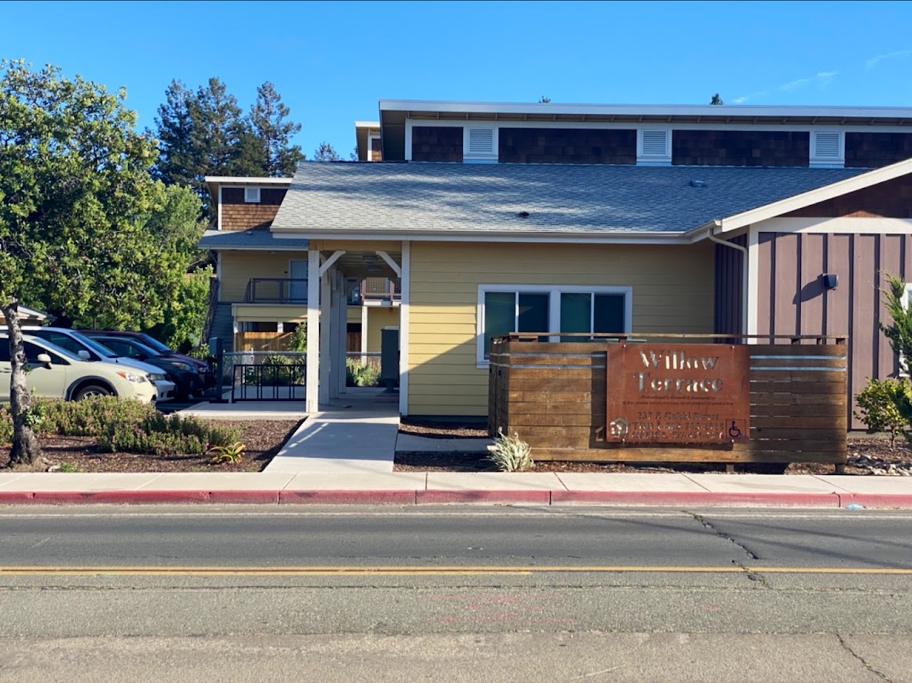 Photo of WILLOW TERRACE. Affordable housing located at 237 EAST GOBBI STREET UKIAH, CA 95482