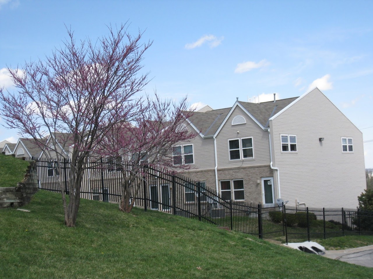 Photo of KELLOM EAST. Affordable housing located at 2507 CALDWELL ST OMAHA, NE 68131
