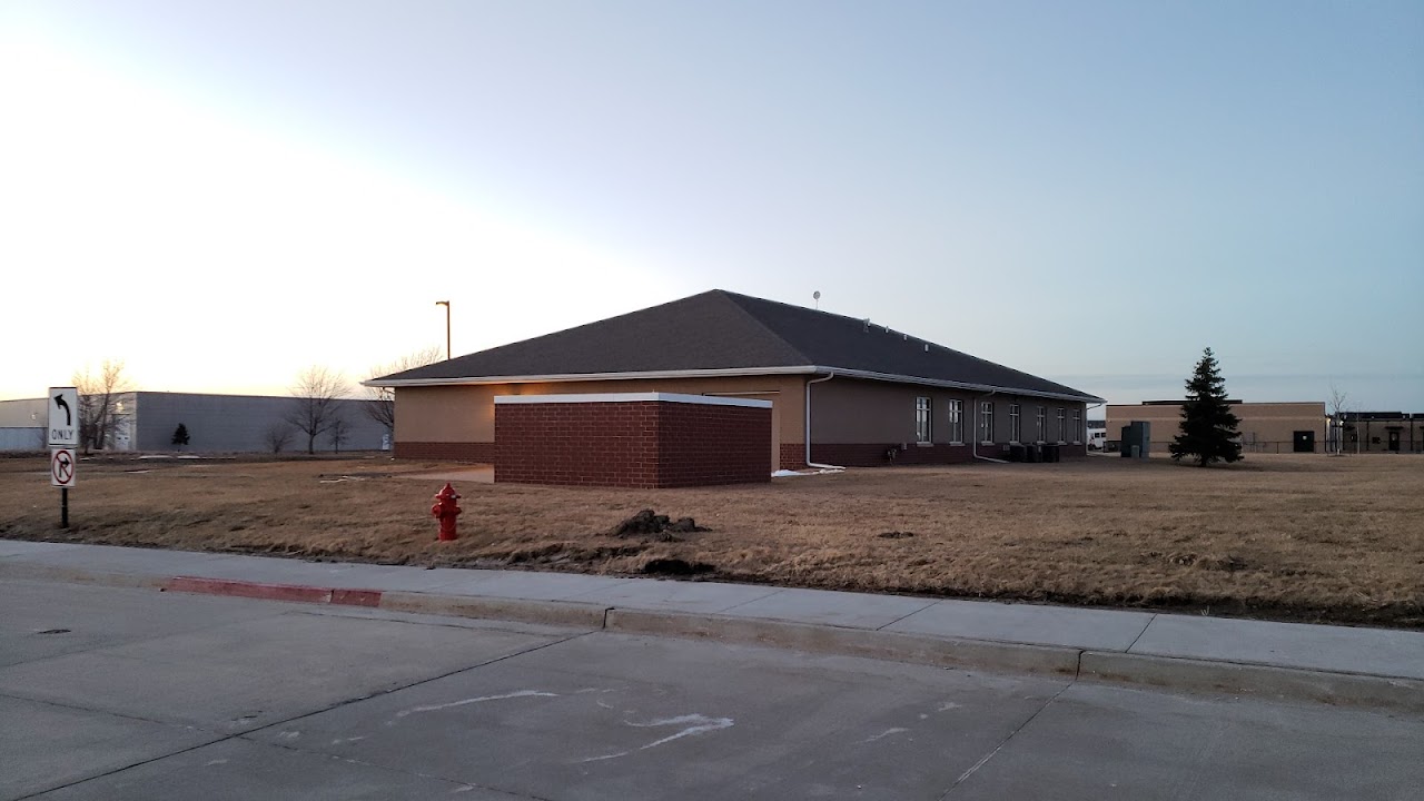 Photo of Central Iowa Regional Housing Authority. Affordable housing located at 1201 SE Gateway Drive GRIMES, IA 50111