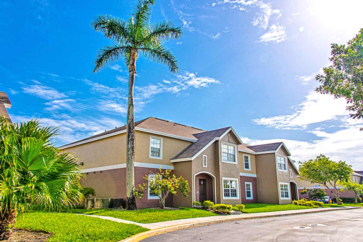 Photo of REDLAND ARMS. Affordable housing located at 970 DAVIS PKWY FLORIDA CITY, FL 33034