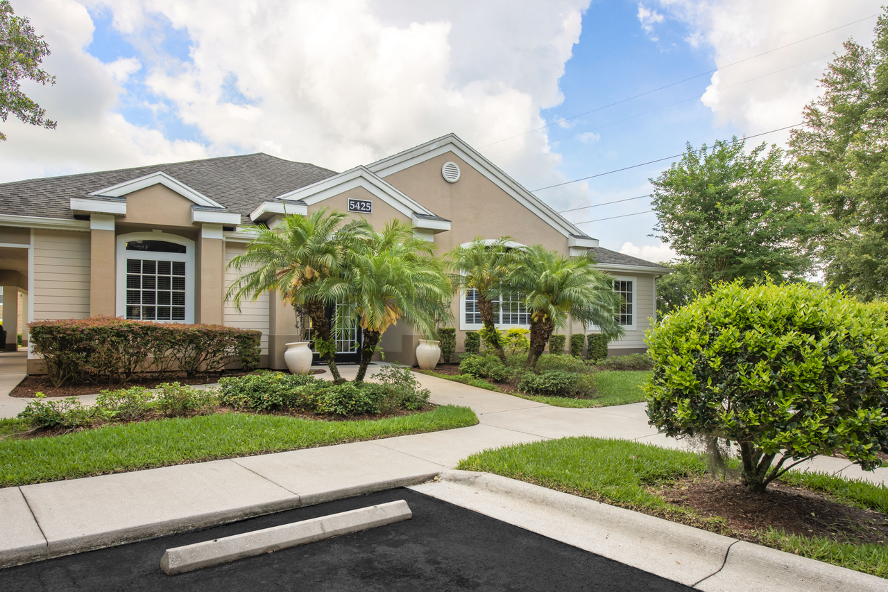 Photo of WILMINGTON. Affordable housing located at 5425 WILMINGTON BLVD LAKELAND, FL 33813