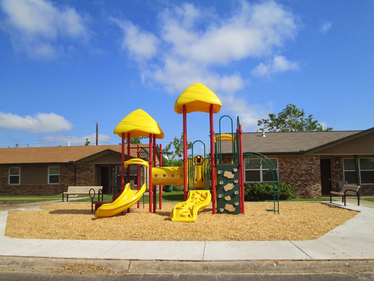 Photo of VILLAGE OF KAUFMAN. Affordable housing located at 421 E 7TH ST KAUFMAN, TX 75142