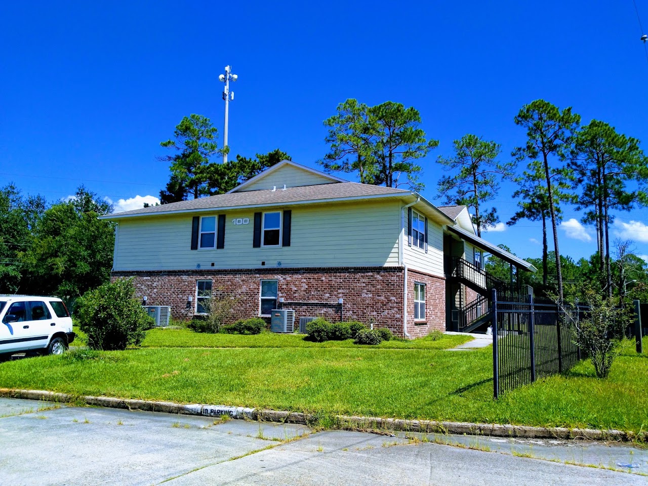 Photo of PINE SHADOW APTS. Affordable housing located at 1705S WAVELAND AVE WAVELAND, MS 39576