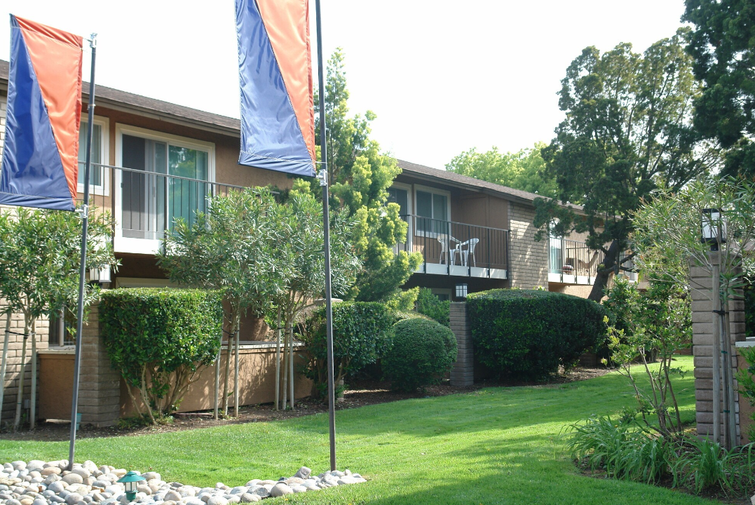 Photo of RAINTREE APTS. Affordable housing located at 1058 S WINCHESTER BLVD SAN JOSE, CA 95128