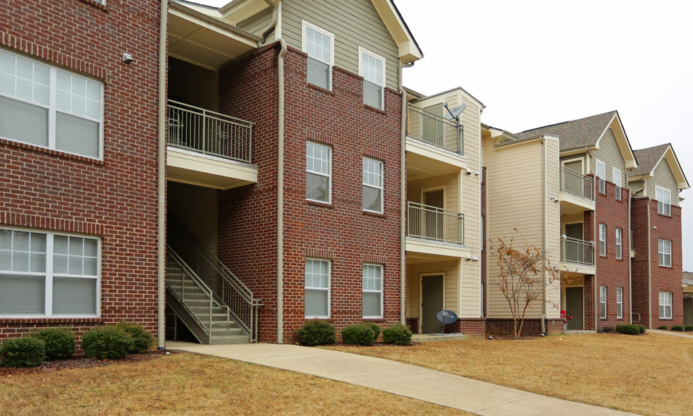 Photo of GLENBROOK AT OXMOOR VALLEY PHASE I. Affordable housing located at 2801 SYDNEY DR BIRMINGHAM, AL 35211