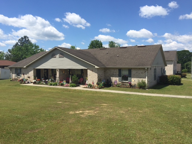 Photo of CRYAR HOMES. Affordable housing located at 209 S CAHILL RD ALBERTVILLE, AL 35950