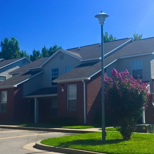 Photo of ALMA GARDENS APARTMENTS. Affordable housing located at 210 MARLIN DR ALMA, AR 72921