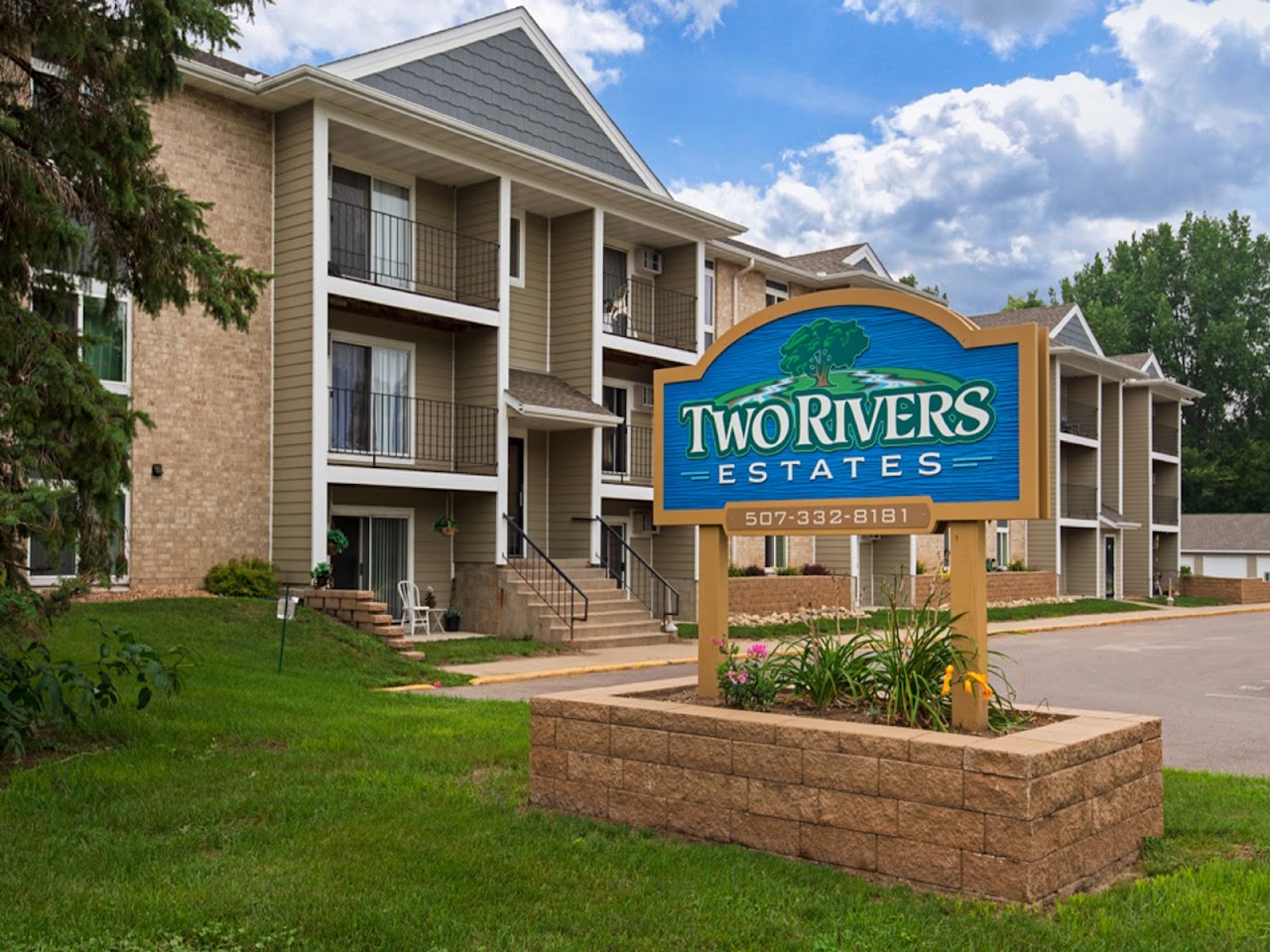 Photo of 2 RIVERS APARTMENTS (FKA PARK AVE APTS). Affordable housing located at 2426 PARK AVE FARIBAULT, MN 55021