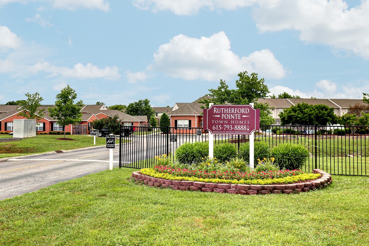 Photo of RUTHERFORD POINTE. Affordable housing located at 1 RUTHERFORD POINT CIR LA VERGNE, TN 37086