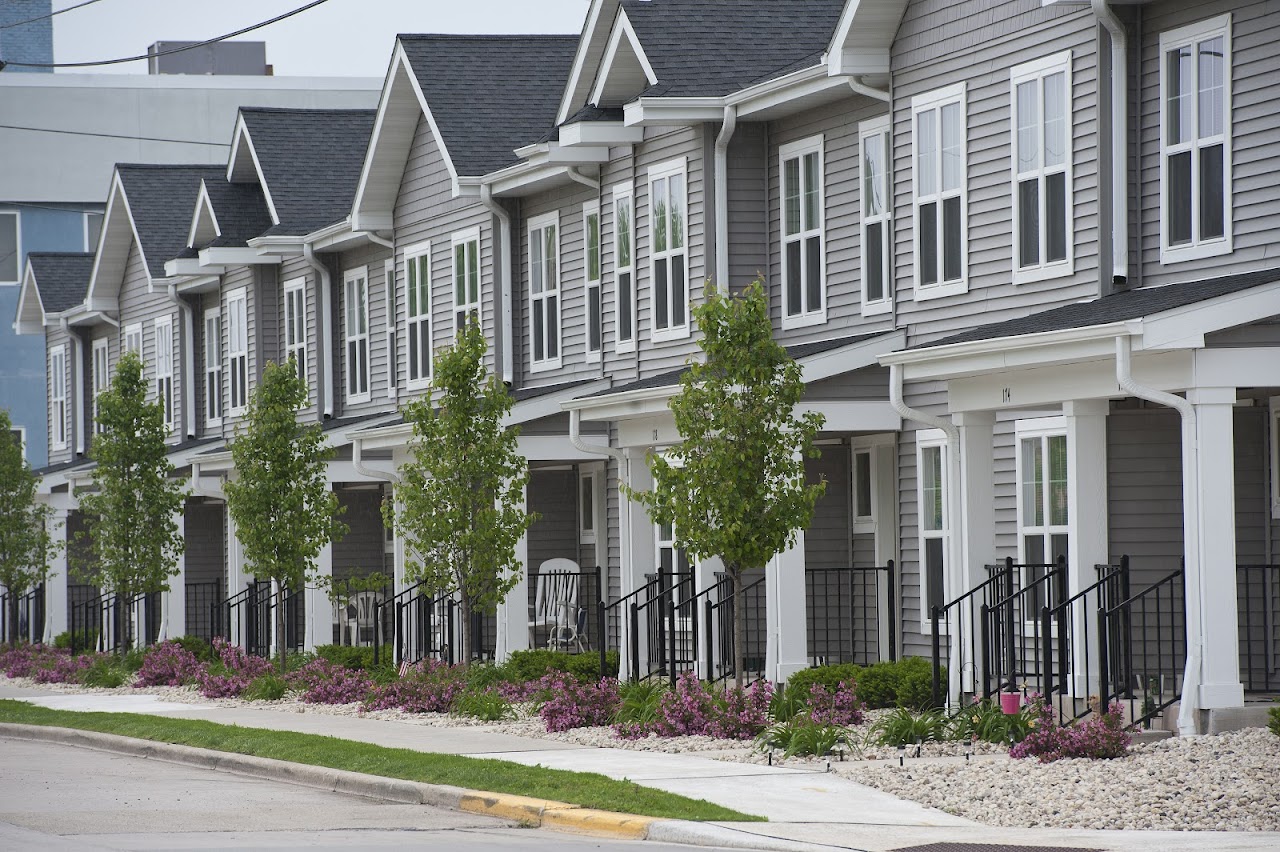 Photo of TRINITY ARTIST SQUARE & TOWNHOMES. Affordable housing located at 213-237 WESTERN AVE FOND DU LAC, WI 54935