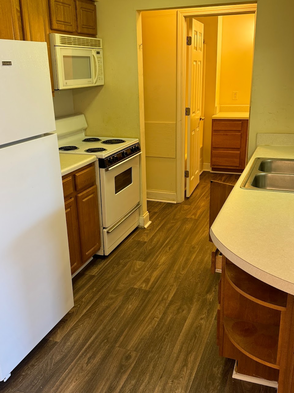 Photo of LAUREL OAKS APTS. Affordable housing located at 667 RUTHERFORD RD GREENVILLE, SC 29609