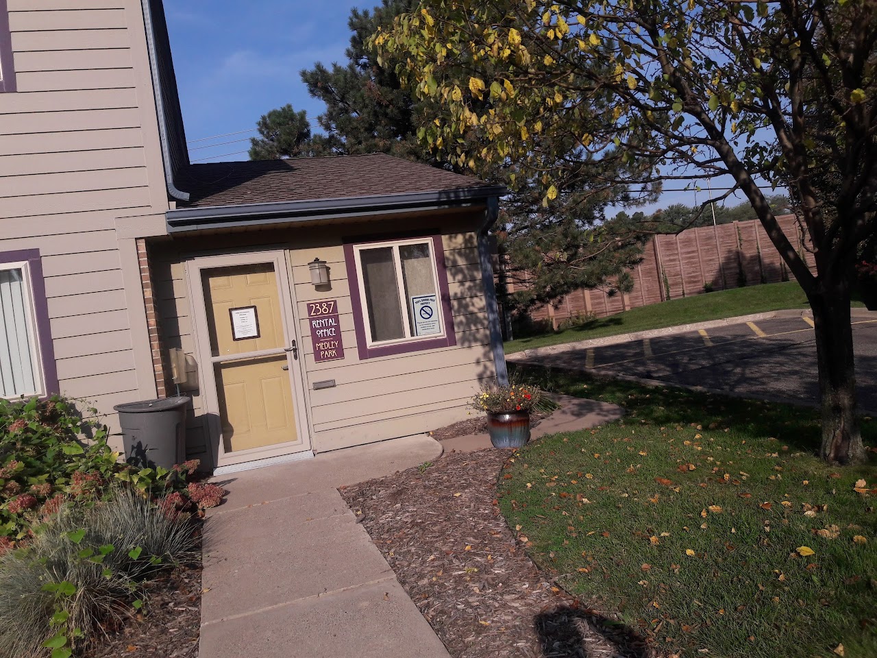 Photo of MEDLEY PARK. Affordable housing located at MULTIPLE BUILDING ADDRESSES GOLDEN VALLEY, MN 55427