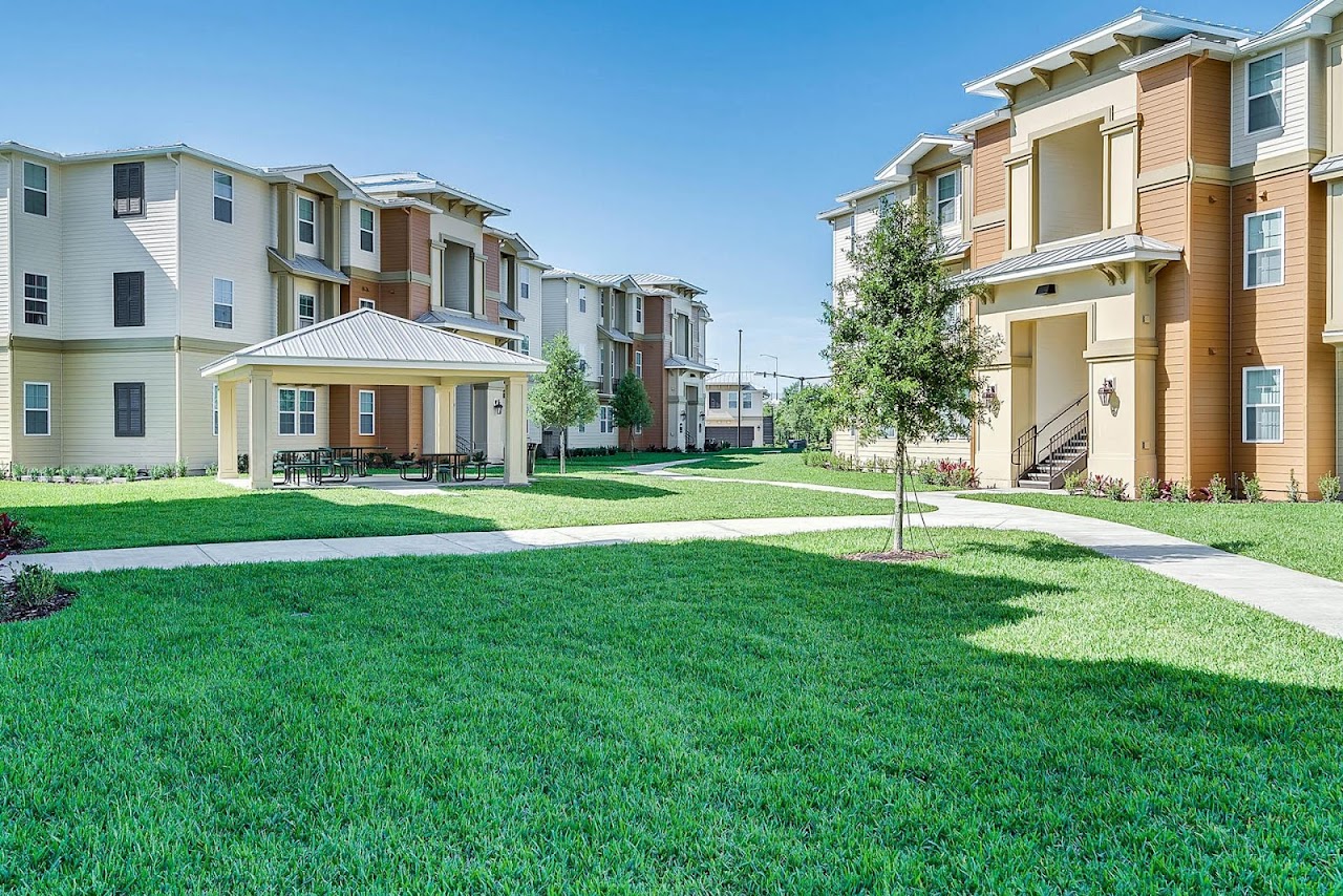 Photo of VISTA PINES. Affordable housing located at 401 NORTH CHICASAW TRAIL ORLANDO, FL 32825