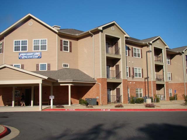 Photo of ARBOR POINTE APARTMENTS. Affordable housing located at 600 N OATS ST TEXARKANA, AR 71854