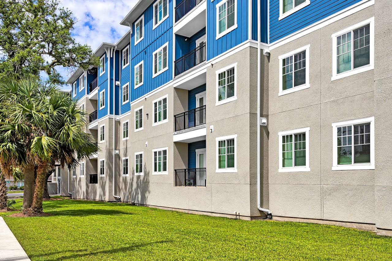 Photo of VISTA 17 AT CERVANTES. Affordable housing located at 1717 WEST CERVANTES STREET PENSACOLA, FL 32501