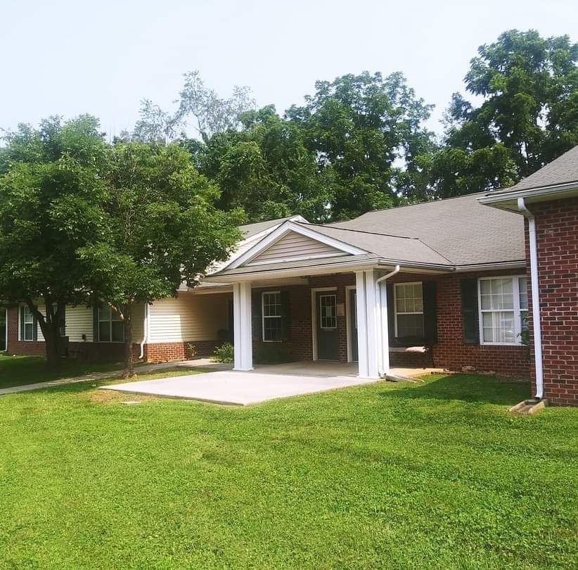 Photo of CAVE VALLEY APARTMENTS. Affordable housing located at RICHMOND ST. MT VERNON, KY 40456