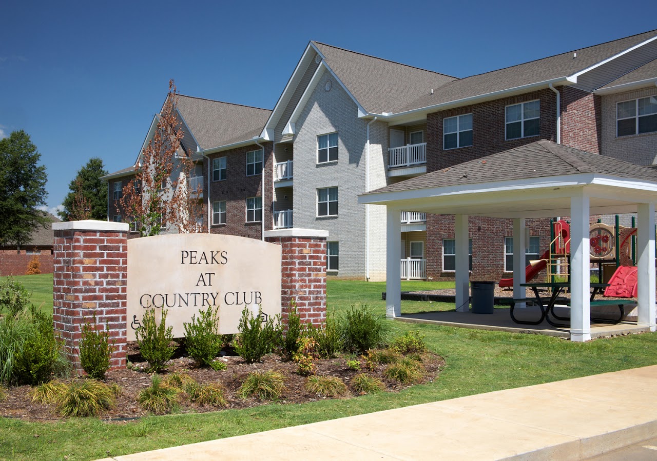Photo of PEAKS AT COUNTRY CLUB II. Affordable housing located at 10710 RICHSMITH LN NORTH LITTLE ROCK, AR 72113